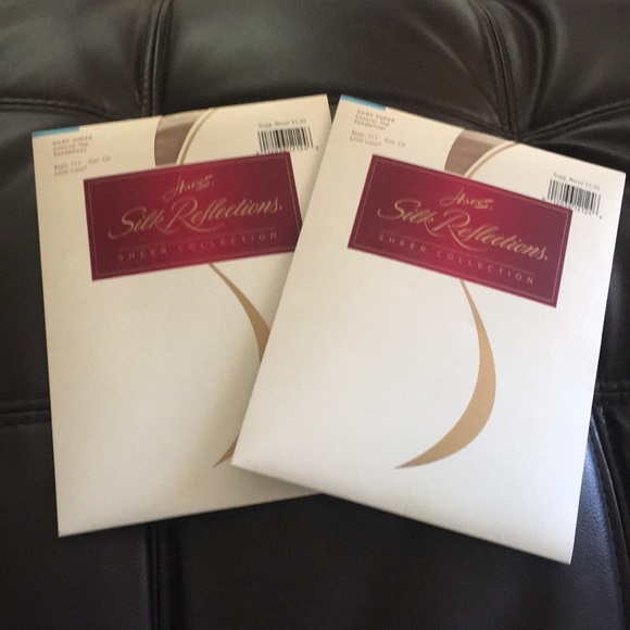 Hanes Other - HANES Silk Reflections Nylons